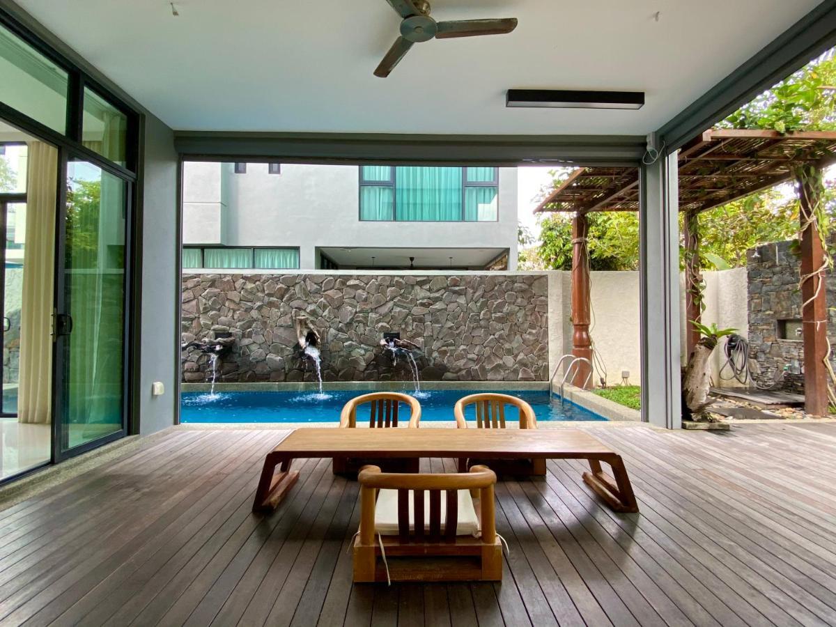 Ikiru 18 Private Saltwater Pool Villa, 3 Ensuite Br, Outdoor Bbq, 5 Mins To Beach Pantai Cenang  Exterior photo